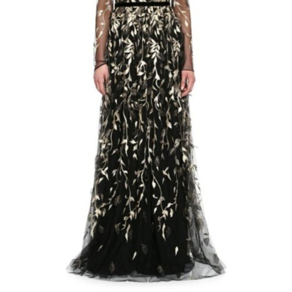 New Sheer Overlay Gown - Wedding / Ball / Formal - Picture 2 of 9